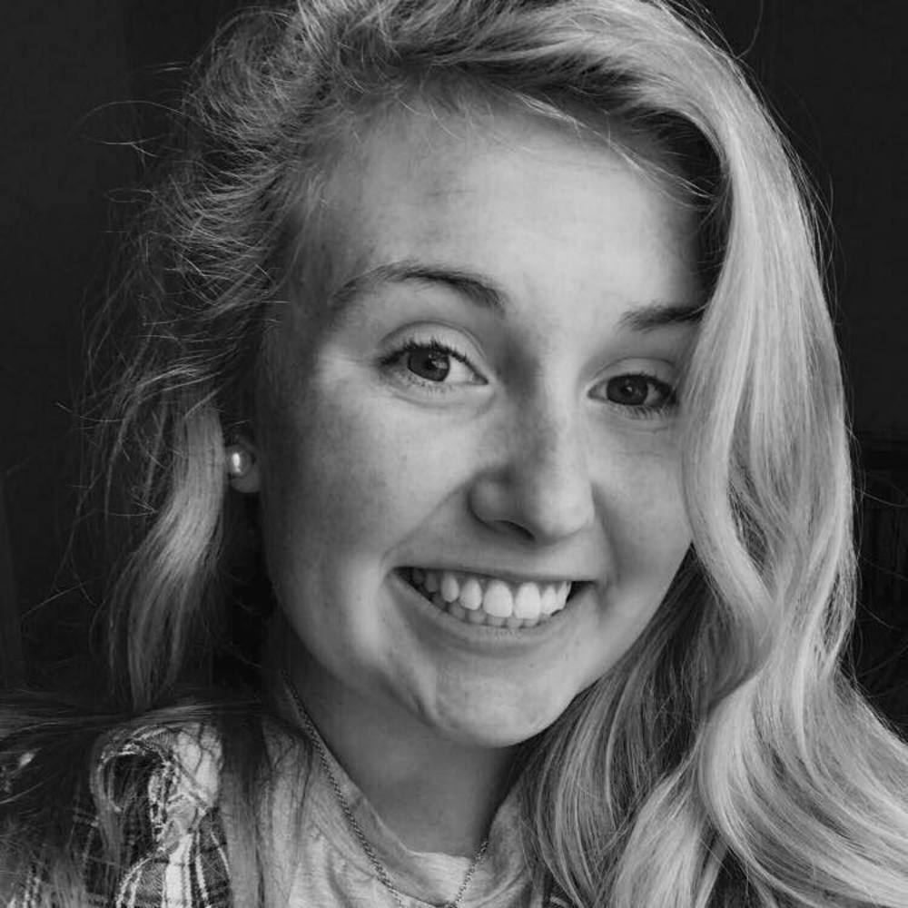 Meet your Posher, Holly